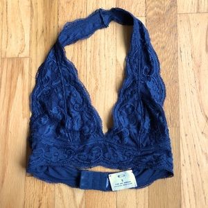 Halter lace bralette 🫐